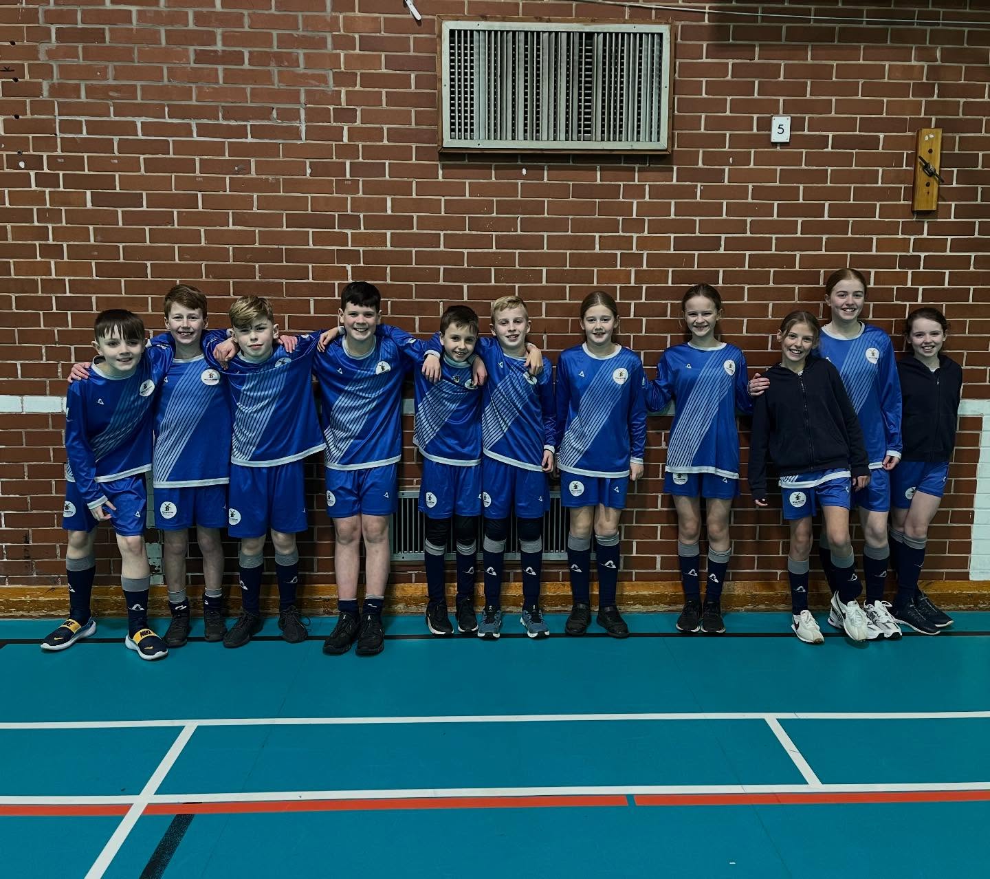 Well done to our Athletics team who came 2nd in the Neston Cluster Competition at Neston High School this evening! 🥈